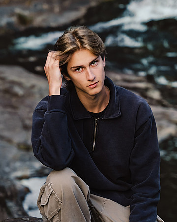 Senior Portrait in the nature