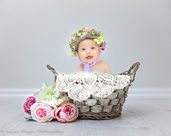 Sitter Session, Baby Portrait, Baby with flower, Vancouver WA, and Portland, OR area